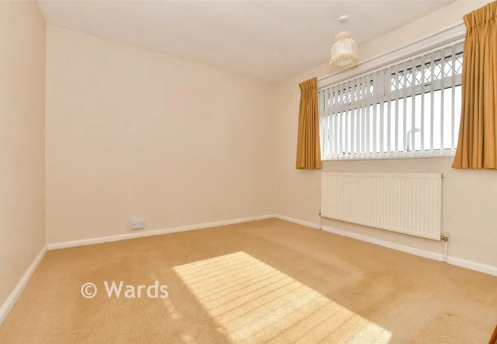 Bedroom 1 - Godwyn Road, Deal, Kent - Wards of Kent