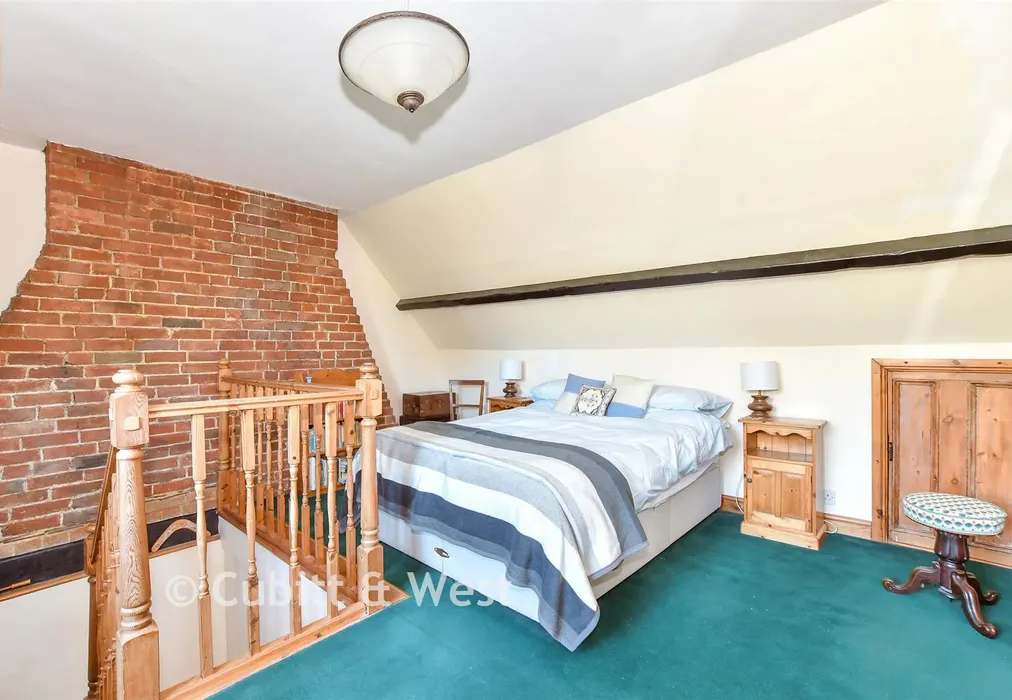 Bedroom 2 - North Street, Westbourne, West Sussex - Wards of Kent