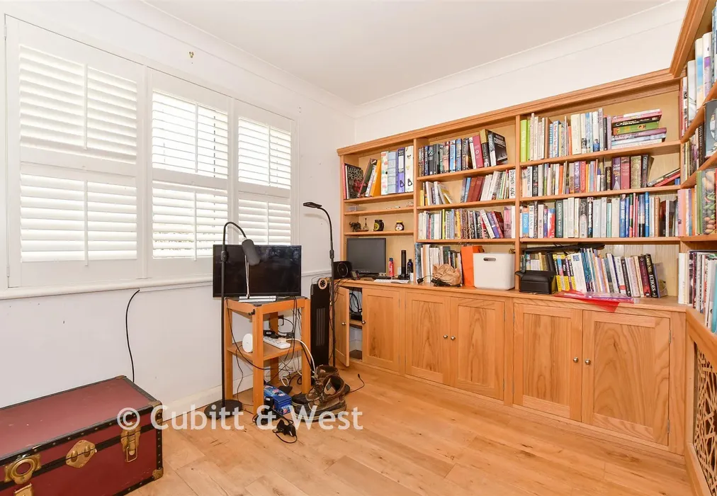 Family Room - Lewes Road, Horsted Keynes, West Sussex - Wards of Kent