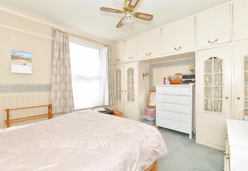 Bedroom 1 - Ringwood Road, Southsea, Portsmouth, Hampshire - Wards of Kent