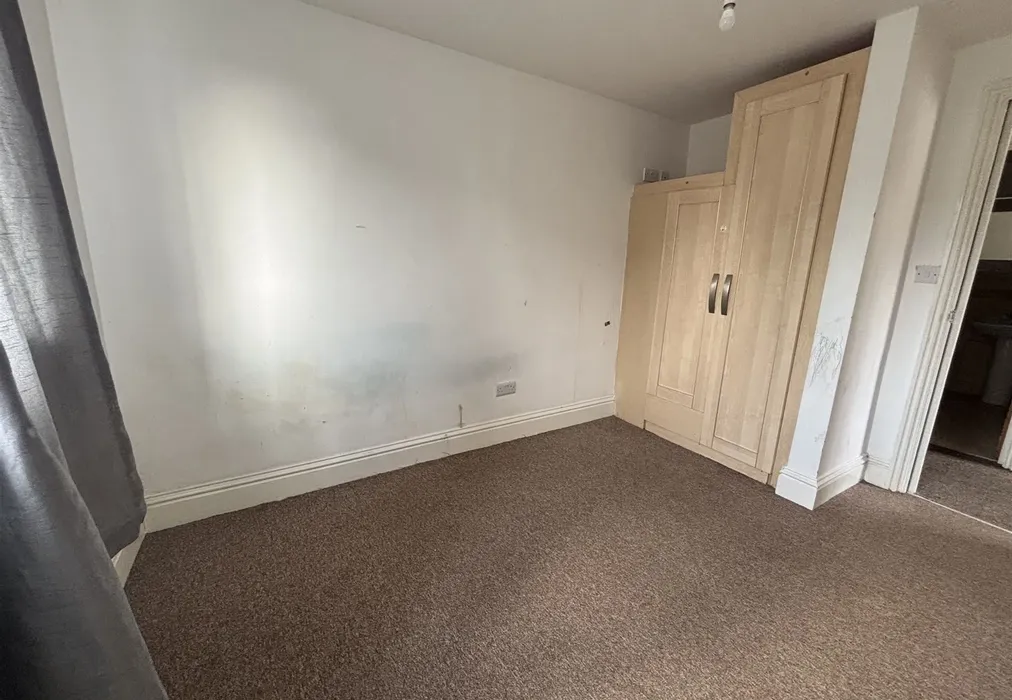 Bedroom - Harvey Street, Folkestone, Kent - Wards of Kent