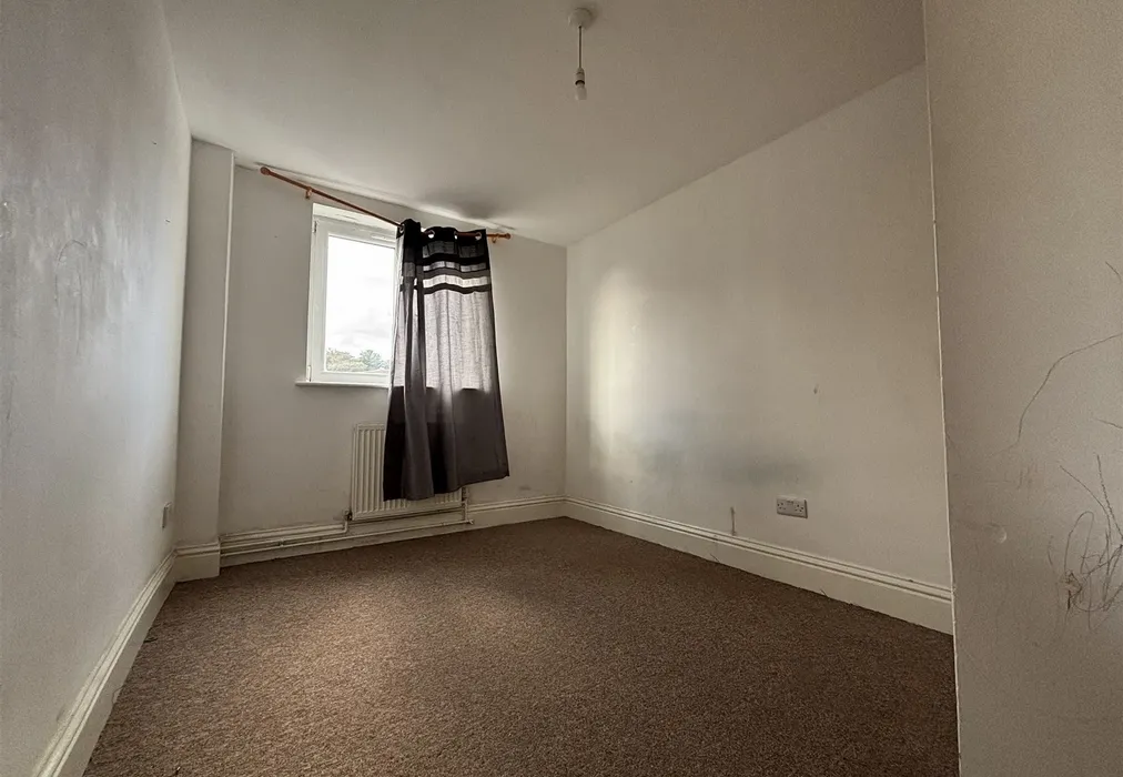 Bedroom - Harvey Street, Folkestone, Kent - Wards of Kent