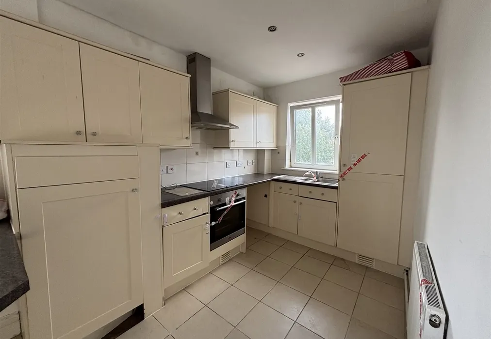 Kitchen - Harvey Street, Folkestone, Kent - Wards of Kent