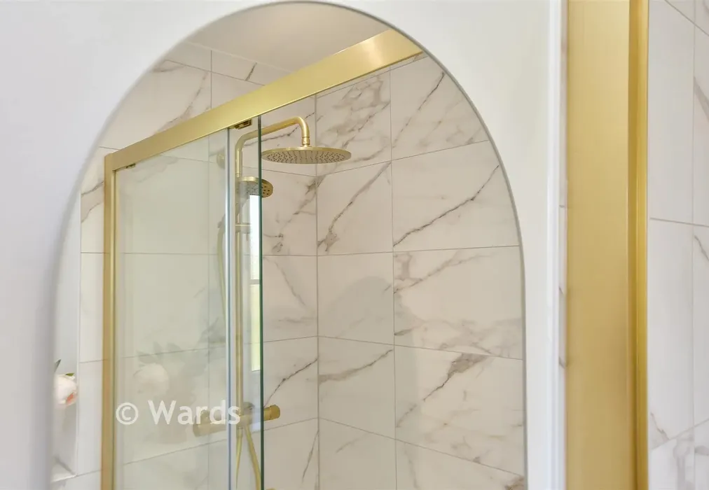 Internal Feature - Berengrave Lane, Rainham, Gillingham, Kent - Wards of Kent