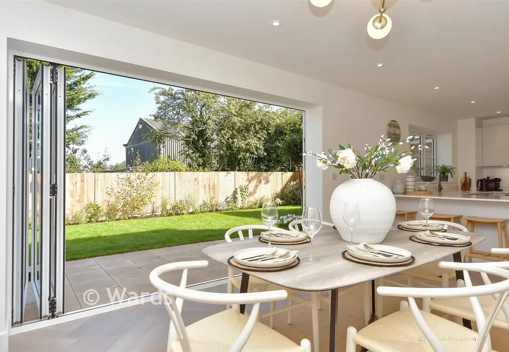 Internal Feature - Berengrave Lane, Rainham, Gillingham, Kent - Wards of Kent