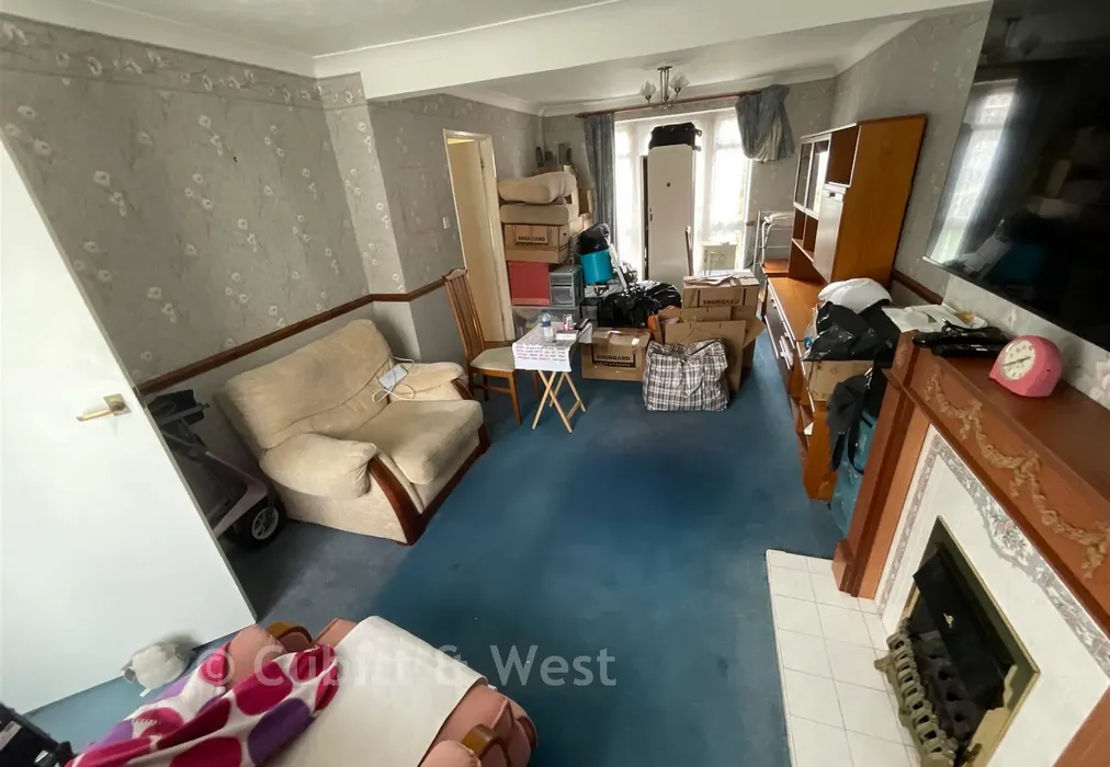 Lounge - Maple Close, Crawley, West Sussex - Wards of Kent