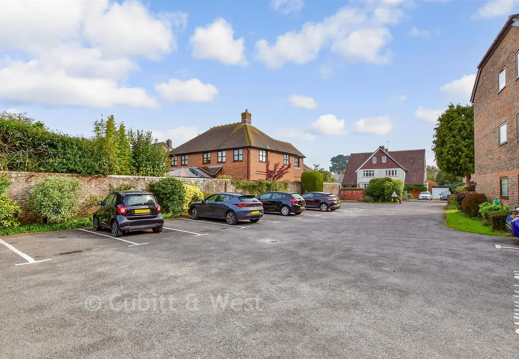 Driveway/Parking - Oaklands Road, Havant, Hampshire - Wards of Kent