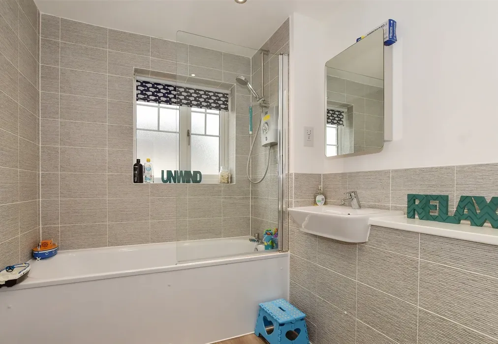 Bathroom - Foxglove Drive, Crawley, West Sussex - Wards of Kent