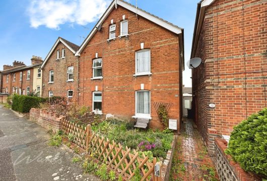 Pembury Grove Tonbridge TN9 - Wards of Kent