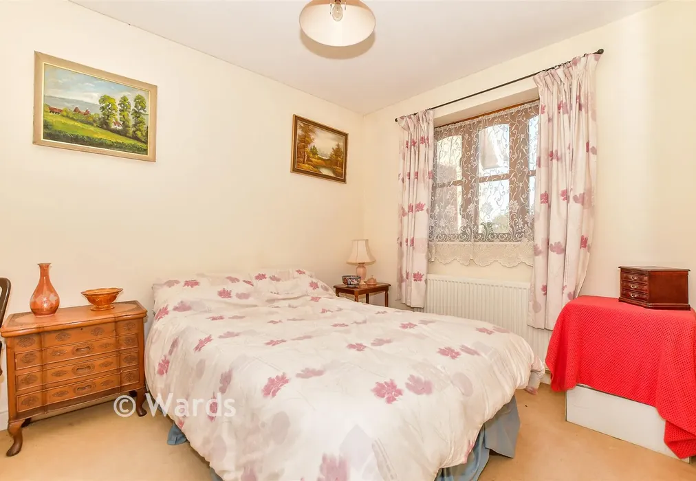 Bedroom 2 - Old School, Brenzett, Romney Marsh, Kent - Wards of Kent