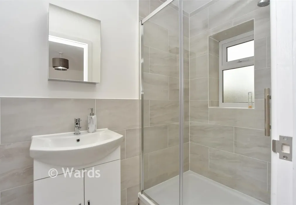 En-Suite Shower Room - Main Road, Queenborough, Sheerness, Kent - Wards of Kent