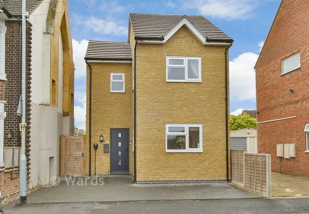 External (Web) - Main Road, Queenborough, Sheerness, Kent - Wards of Kent