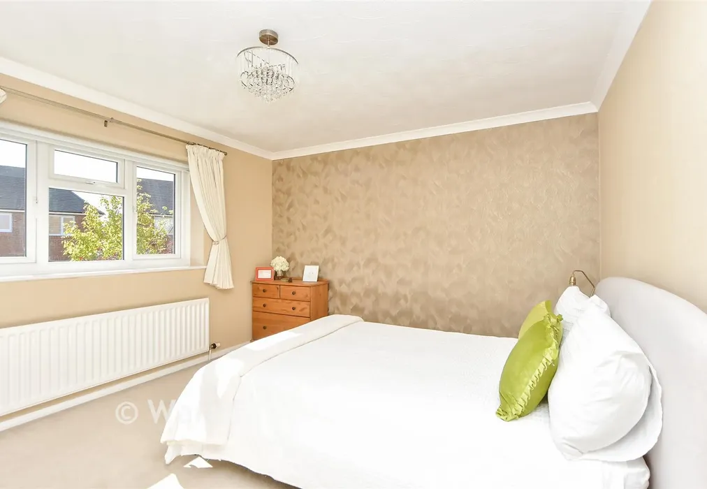 Bedroom 1 - The Maltings, Rainham, Gillingham, Kent - Wards of Kent
