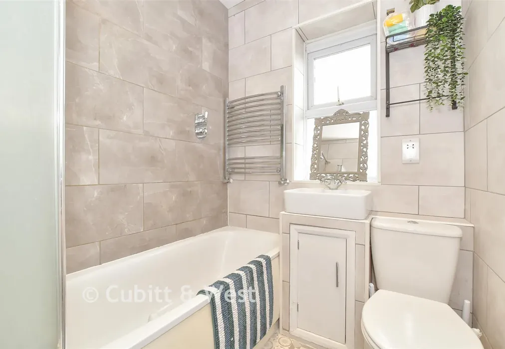 Bathroom - Rowlands Avenue, Waterlooville, Hampshire - Wards of Kent