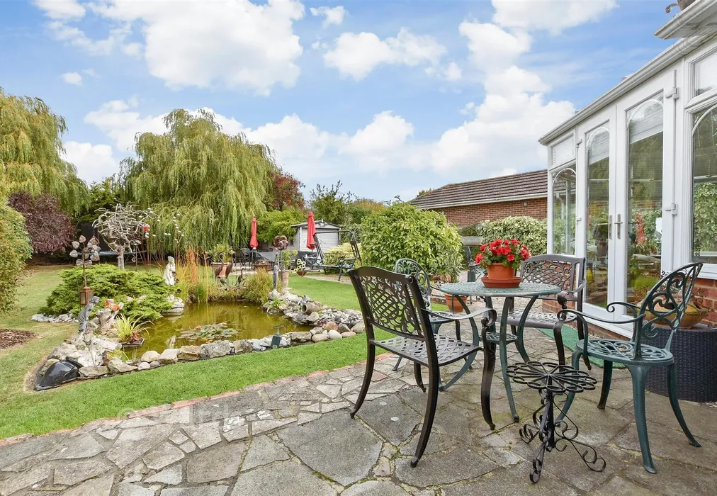 Rear Garden - Maydowns Road, Chestfield, Whitstable, Kent - Wards of Kent