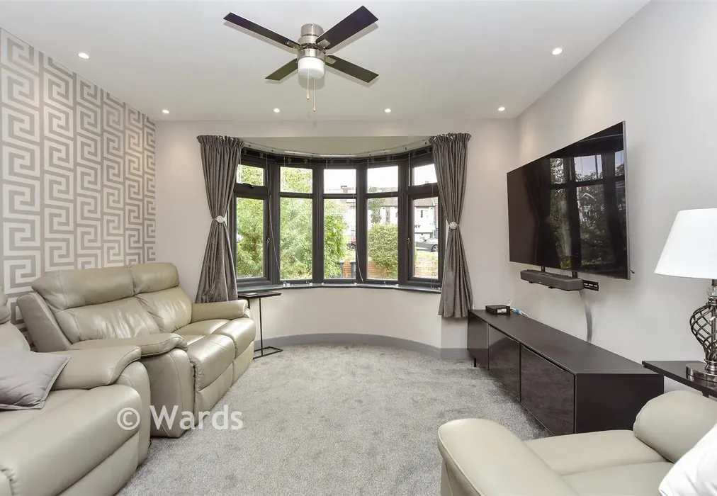 Lounge - Rochester Road, Gravesend, Kent - Wards of Kent