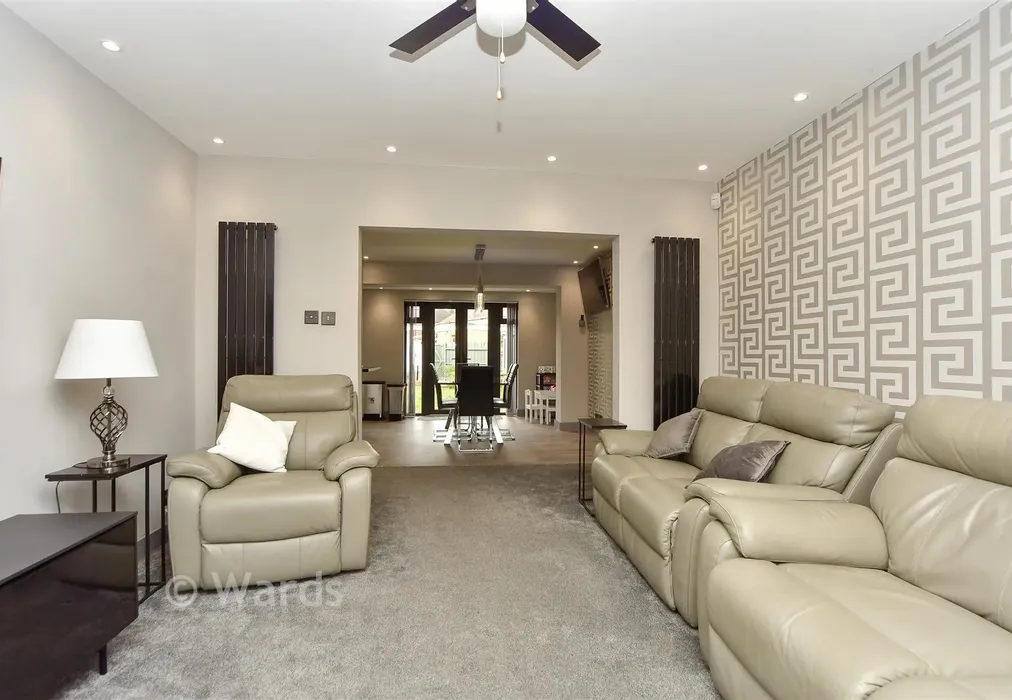 Lounge - Rochester Road, Gravesend, Kent - Wards of Kent