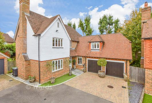 Busbridge Close, East Malling, West Malling, Kent - Wards of Kent
