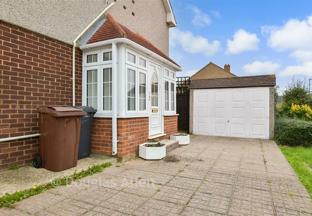 Garage A - Billet Road, Romford, Essex - Wards of Kent