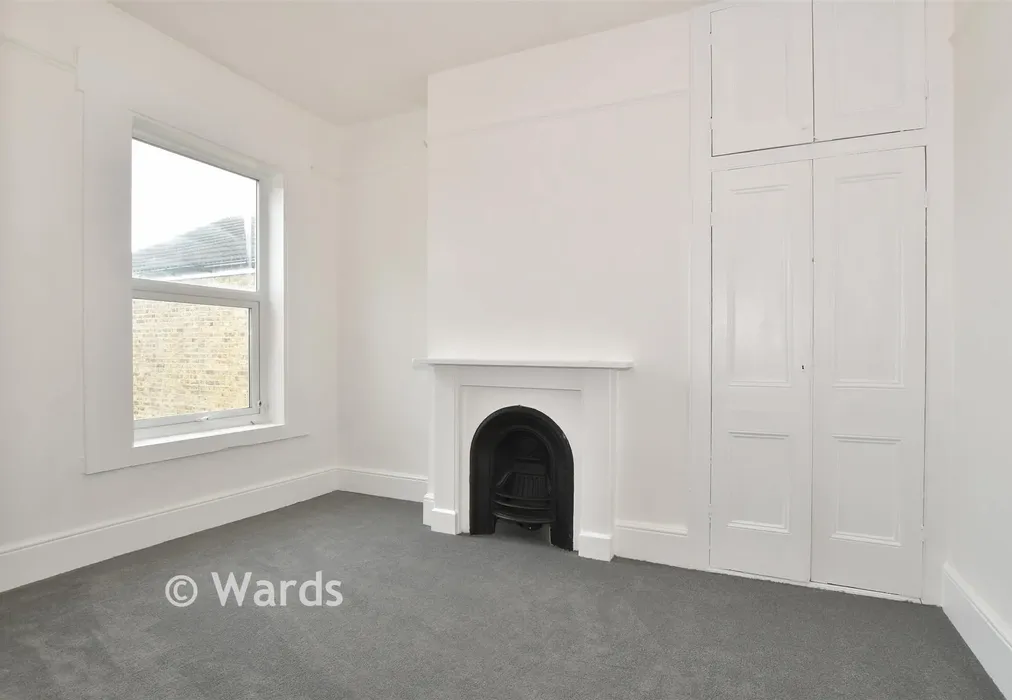 Bedroom 2 - Alma Road, Sheerness, Kent - Wards of Kent