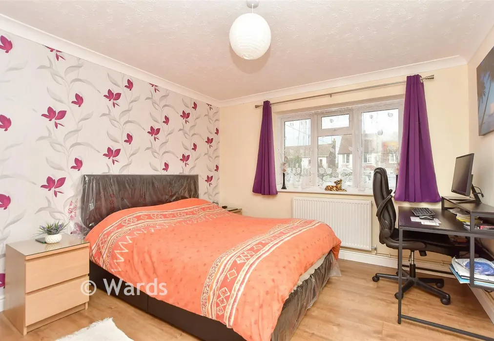 Bedroom 1 - Minster Road, Minster On Sea, Sheerness, Kent - Wards of Kent
