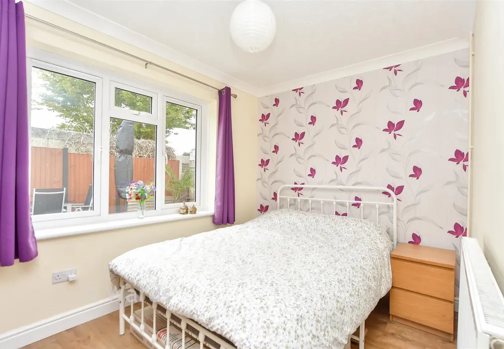Bedroom 2 - Minster Road, Minster On Sea, Sheerness, Kent - Wards of Kent