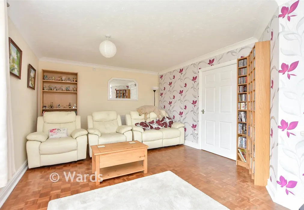 Lounge - Minster Road, Minster On Sea, Sheerness, Kent - Wards of Kent