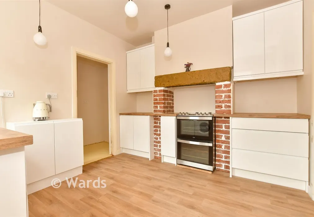 Kitchen - London Road, Deal, Kent - Wards of Kent