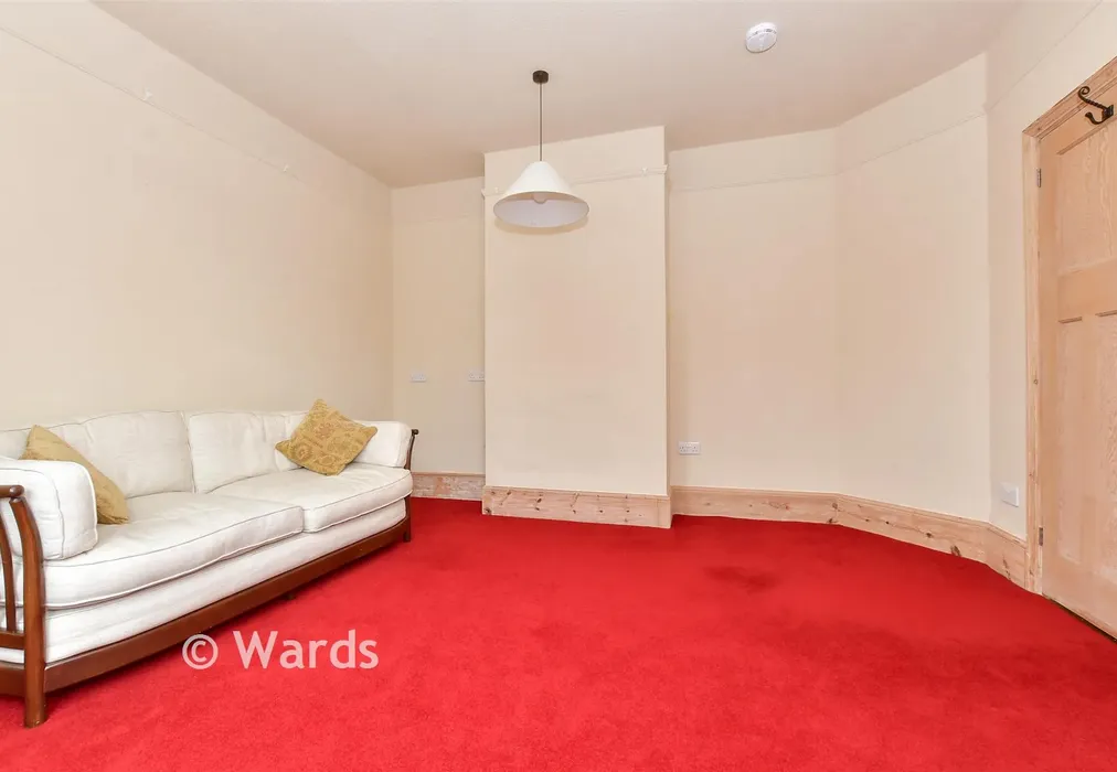 Lounge - London Road, Deal, Kent - Wards of Kent
