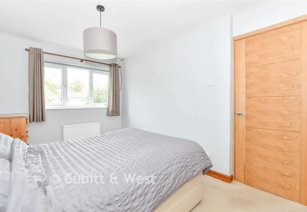 Bedroom 1 - Churchwood Drive, Tangmere, Chichester, West Sussex - Wards of Kent
