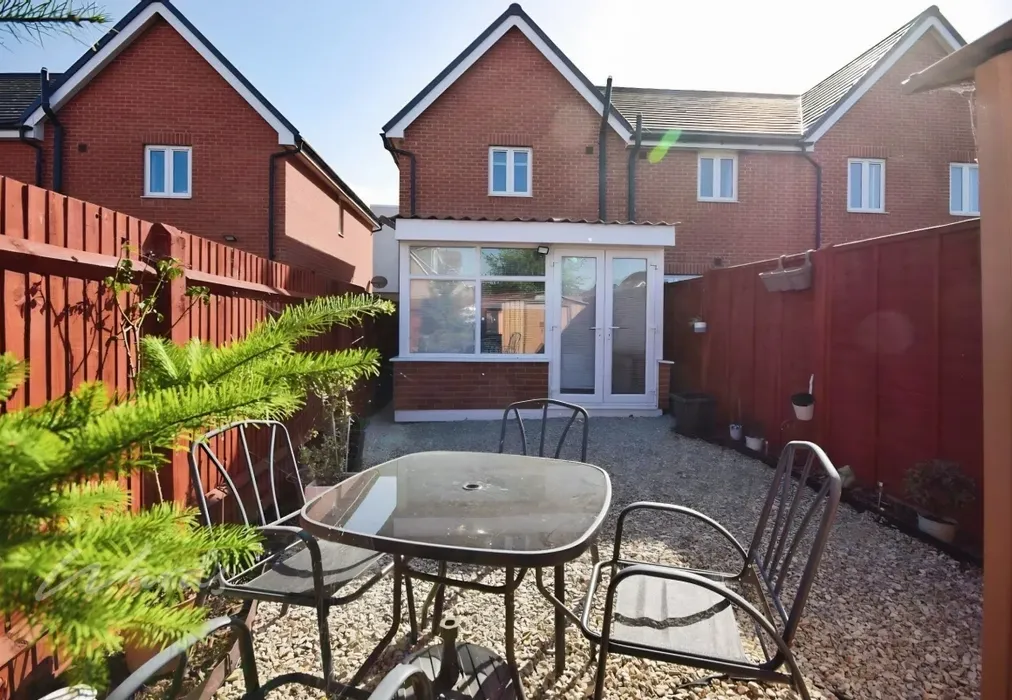 Bishop garden use - Bishop Close Margate CT9 - Wards of Kent