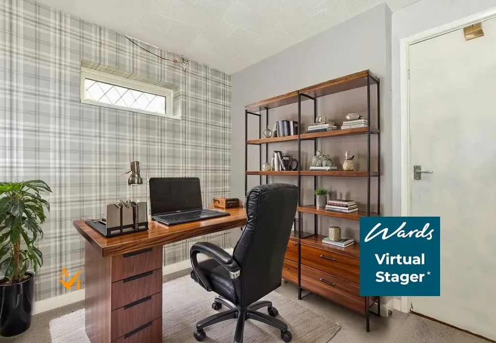 Dressing Area (Modern style) - Blackthorn Drive, Larkfield, Aylesford, Kent - Wards of Kent