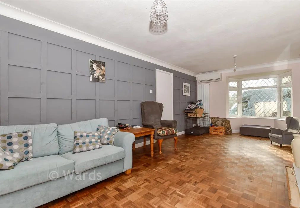 Lounge - Blackthorn Drive, Larkfield, Aylesford, Kent - Wards of Kent