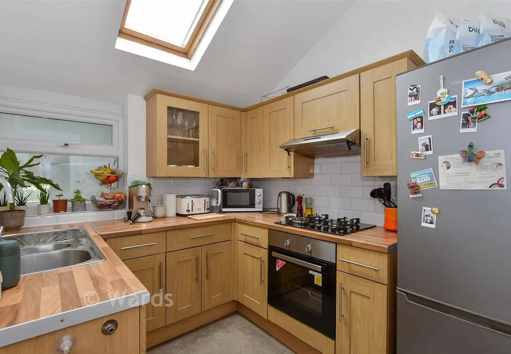Kitchen - Holland Road, Maidstone, Kent - Wards of Kent