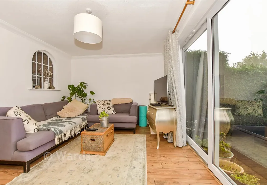Lounge - Mary Days, Goudhurst, Cranbrook, Kent - Wards of Kent