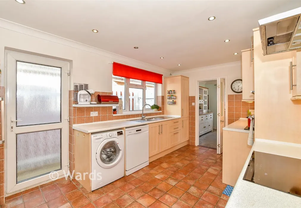 Kitchen - Williamson Road, Lydd On Sea, Romney Marsh, Kent - Wards of Kent