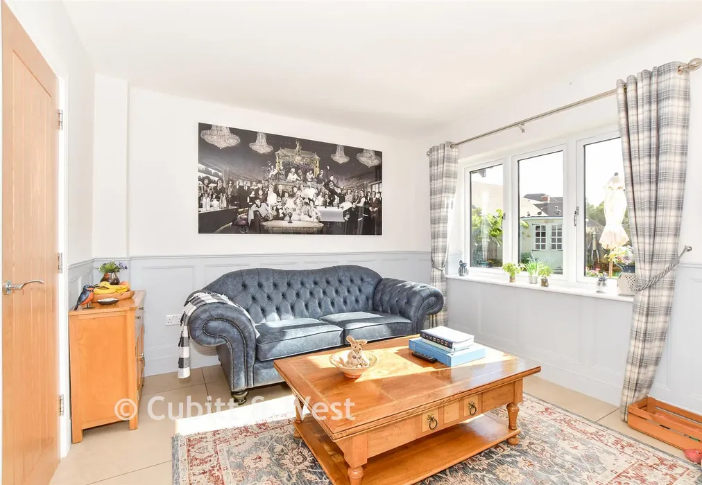 Kitchen/Dining Room - Orchid Way, Crawley, West Sussex - Wards of Kent