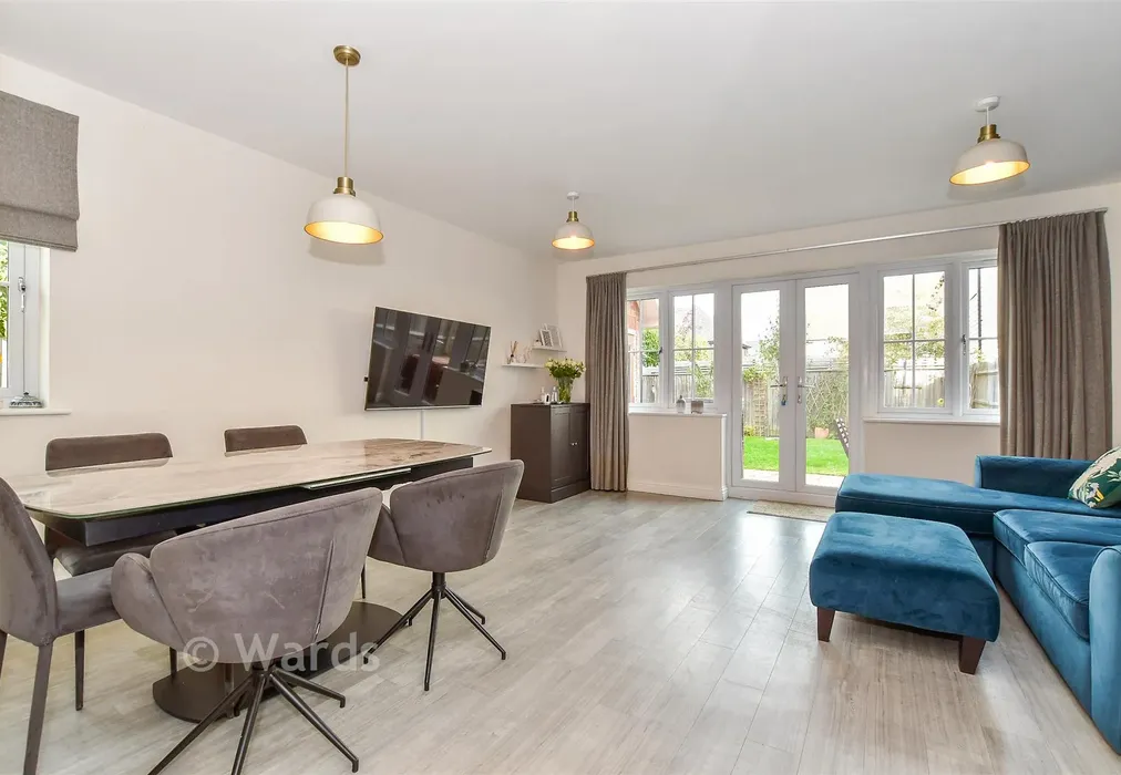 Lounge - Blossom Way, Marden, Tonbridge, Kent - Wards of Kent
