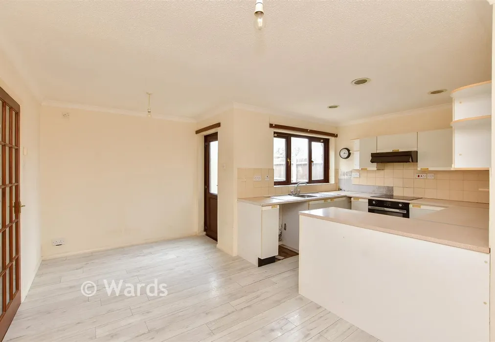 Kitchen/Diner - King Edward Avenue, Herne Bay, Kent - Wards of Kent