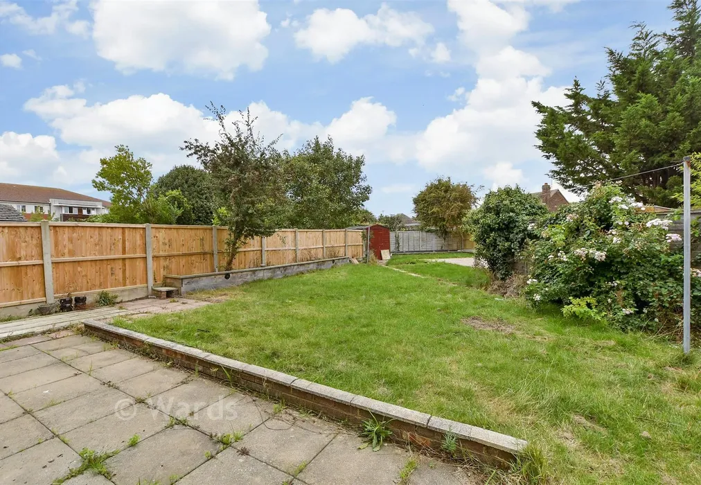 Rear Garden - King Edward Avenue, Herne Bay, Kent - Wards of Kent