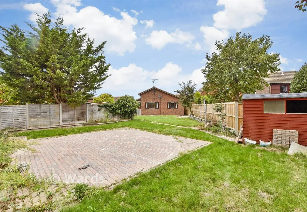 Rear Garden - King Edward Avenue, Herne Bay, Kent - Wards of Kent