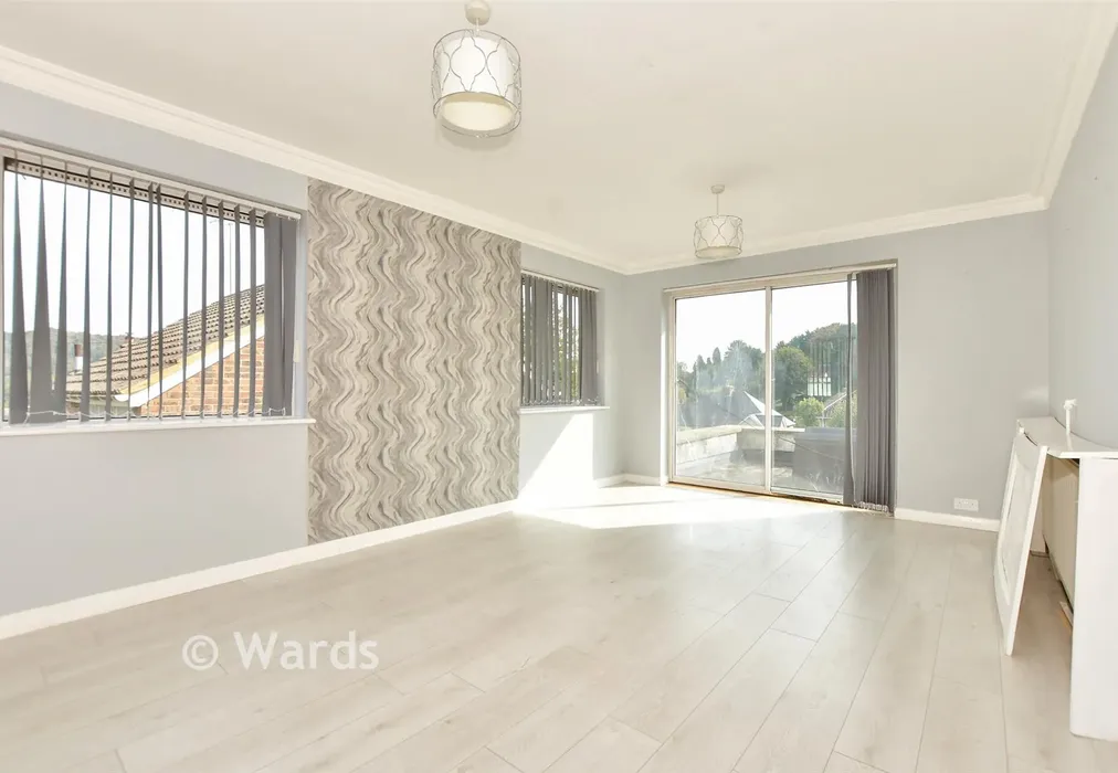 Bedroom 1 - Coxhill Gardens, River, Dover, Kent - Wards of Kent