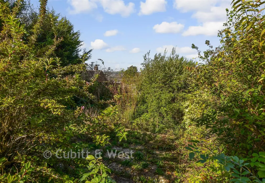 Rear Garden - Cuckmere Way, Hollingbury, Brighton, East Sussex - Wards of Kent