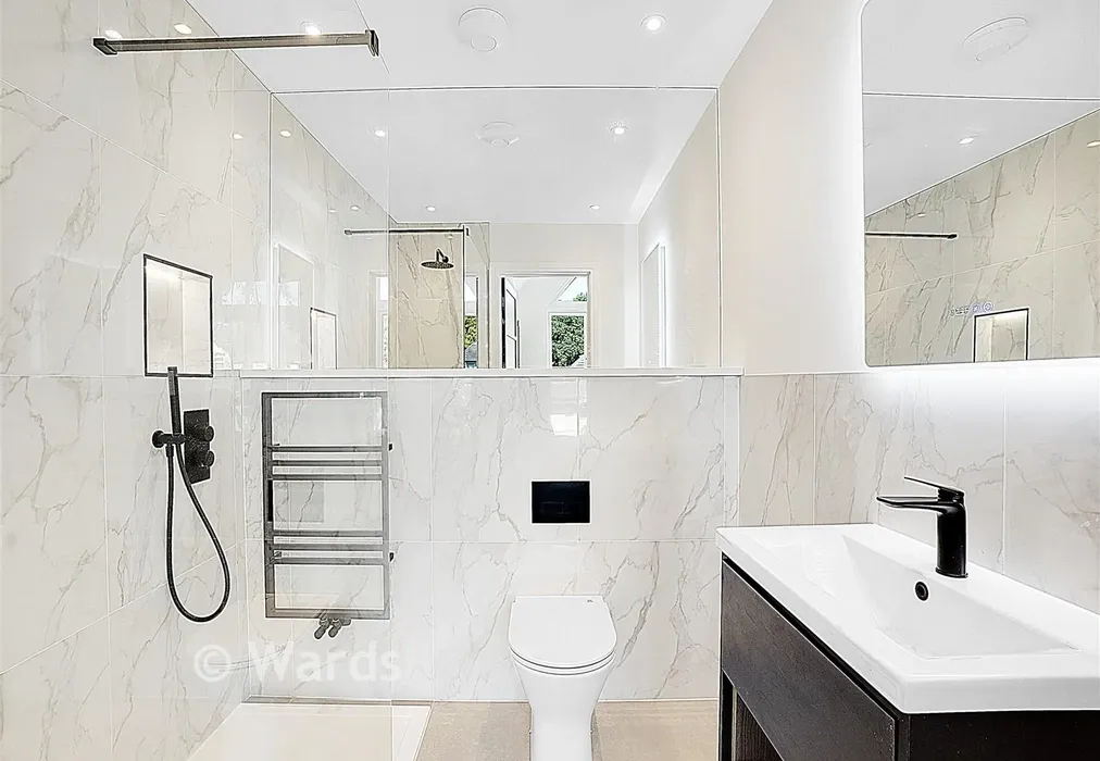 En-Suite Shower Room - Marshall Road, Rainham, Gillingham, Kent - Wards of Kent