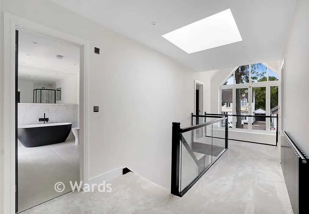 Galliered Landing - Marshall Road, Rainham, Gillingham, Kent - Wards of Kent