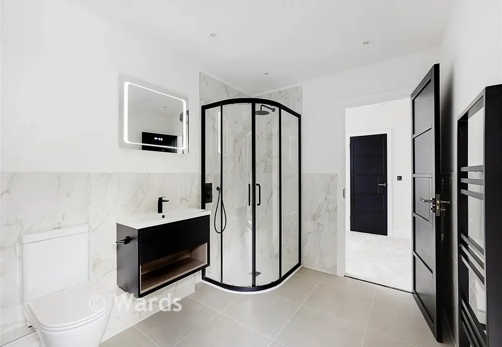 Full Family Bathroom - Marshall Road, Rainham, Gillingham, Kent - Wards of Kent