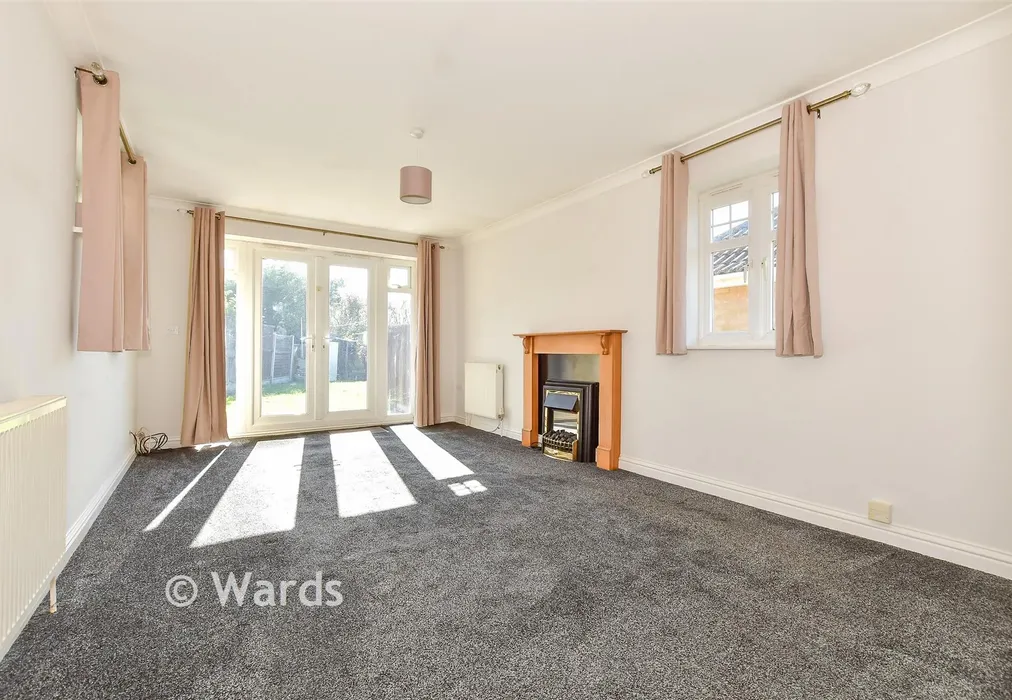 Lounge/Diner - Crossley Avenue, Herne Bay, Kent - Wards of Kent