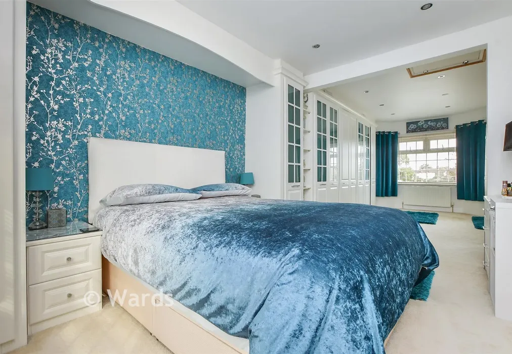Bedroom 1 - Dumpton Park Drive, Ramsgate, Kent - Wards of Kent