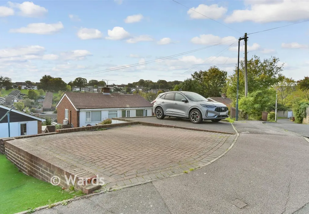 Driveway/Parking - Sussex Drive, Walderslade, Chatham, Kent - Wards of Kent