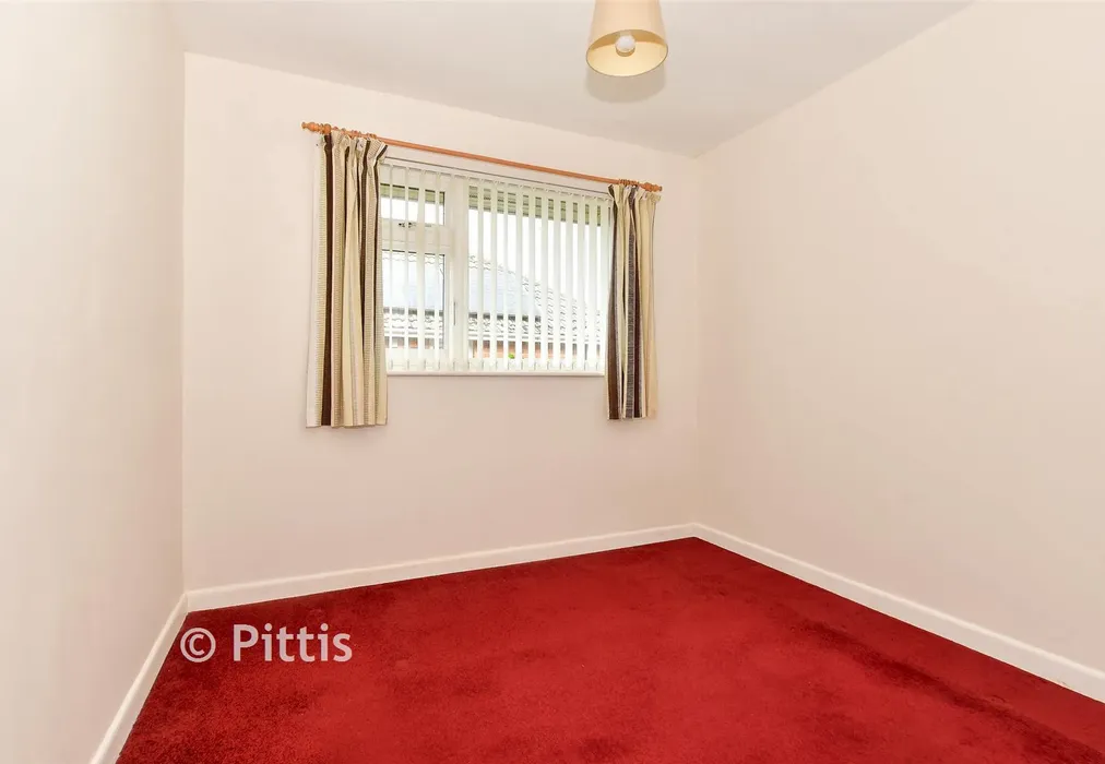 Bedroom 3 - Newport Road, Ventnor, Isle of Wight - Wards of Kent